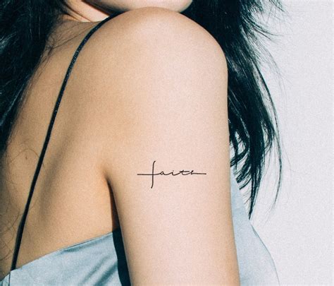 tatuajes con la palabra fe|Fe en tattoo